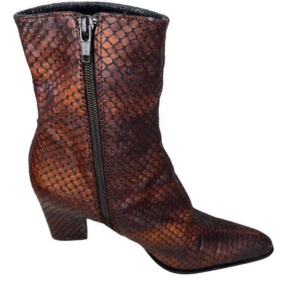 Sacha London Women’s Leather Metallic Copper Reptile Textured Ankle Boots 7B - Picture 8 of 16